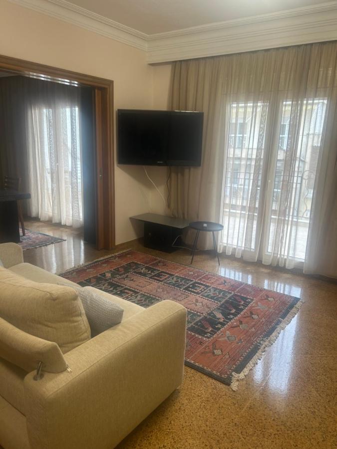 Central Family Apartment 塞萨洛尼基 外观 照片